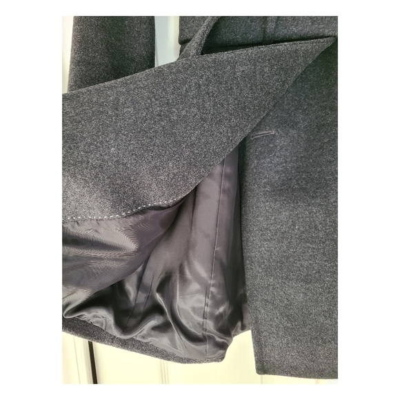 Babaton Winter Coat - Picture 5 of 6